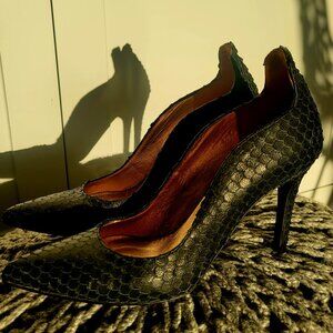 Paris boutique Ann Tuil heels